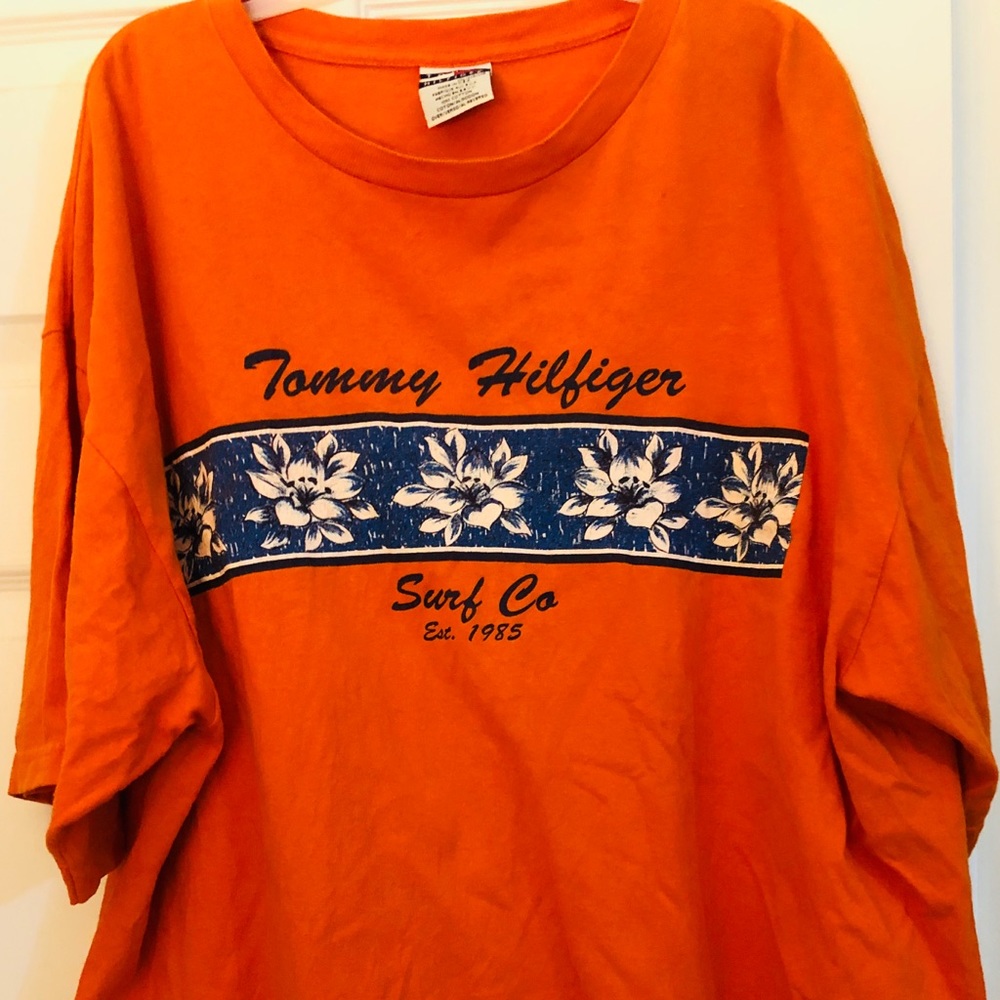 Vintage Tommy Hilfiger T-Shirt